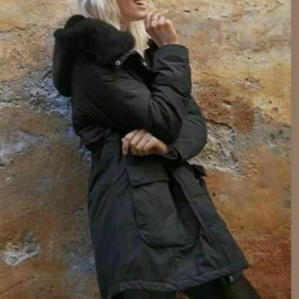 Athleta Gray District Primaloft Hooded Parka